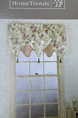 2 Home Trends Orchard Scarsdale Floral Rose‎ Tassel Window Valance Cottagecore